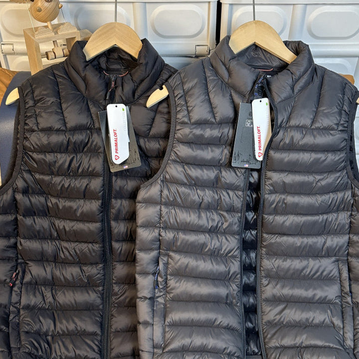 Men's quilted vest with Primaloft insulation, stand-up collar and zipper Mune Fashion