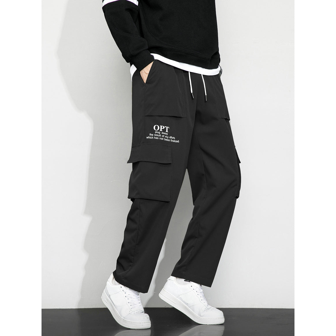 Men's cargo pants with practical pockets and elastic waistband Mune Fashion