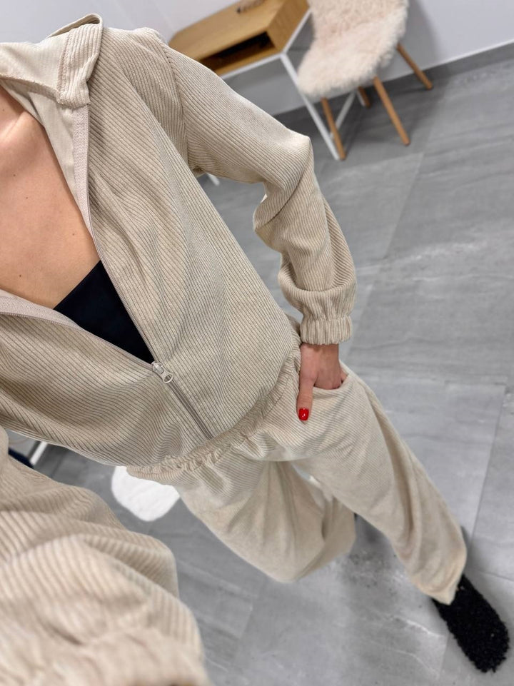Women's soft corduroy two-piece set with short hooded zip jacket and loose comfort pants Mune Fashion