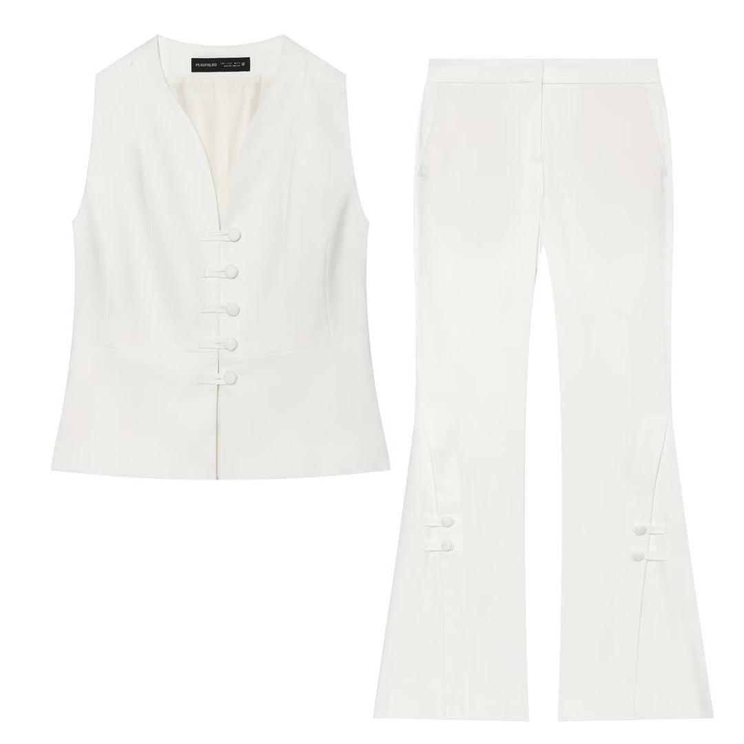 Women's High-Waisted Flared Pants with Decorative Button Closure and Side Pockets Mune Fashion