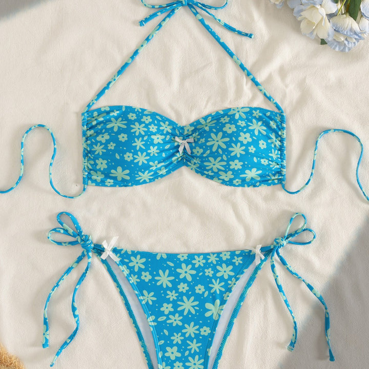 Women's bandeau bikini with floral accents Mune Fashion