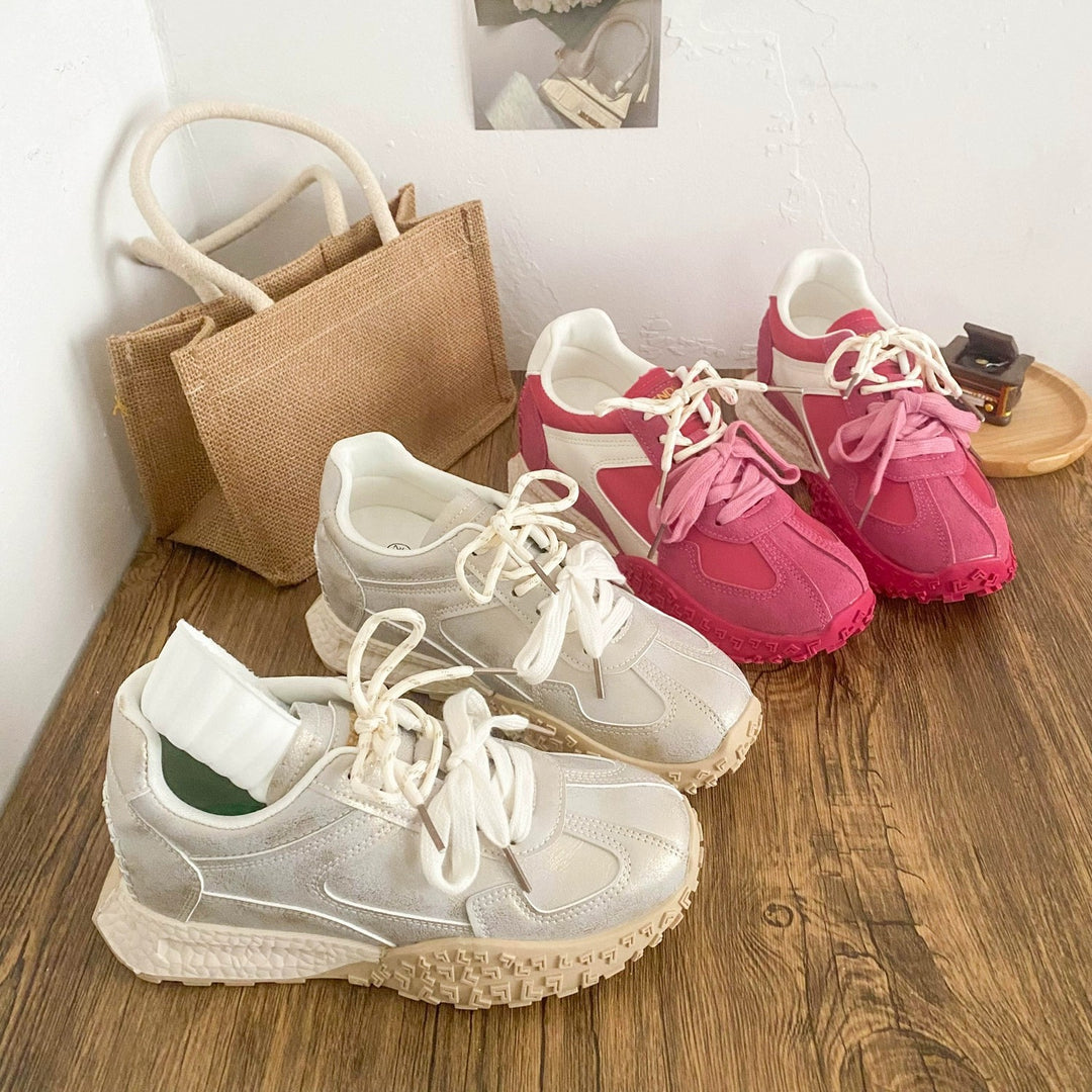 Ladies fashion sneaker with chunky traction sole and material mix of suede and smooth leather Mune Fashion