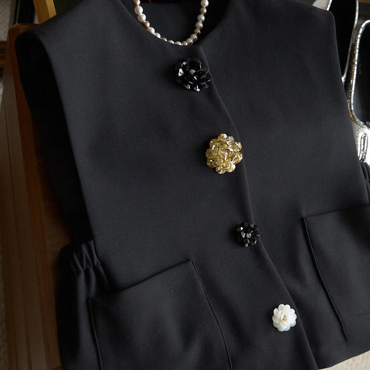 Women's Fashion Vest with Unique Buttons Mune Fashion