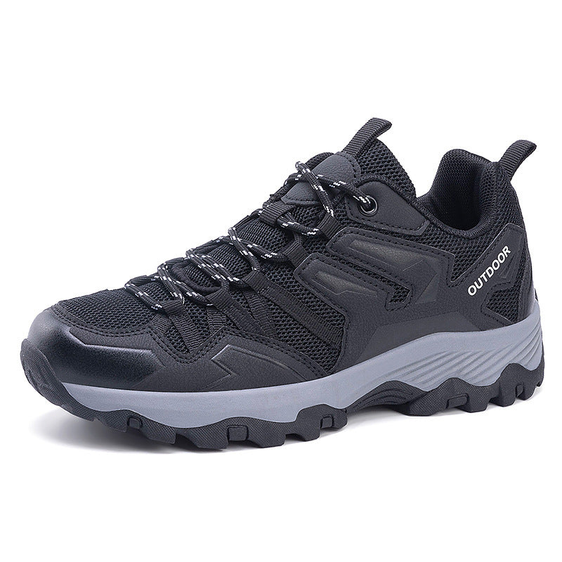 Men's robust trail and hiking sneaker with multi-terrain profile sole, breathable mesh upper, and reinforced toe cap Mune Fashion