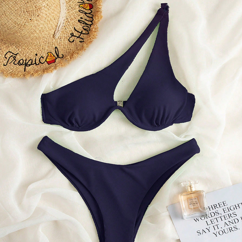 Women’s triangle bikini with asymmetric cut and comfortable bottom Mune Fashion