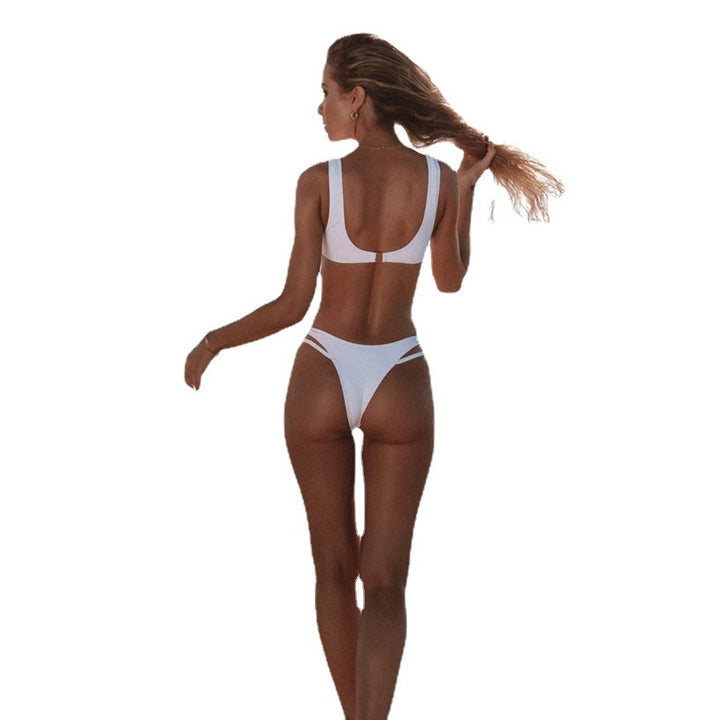 Women Extravagant Bikini Top with Cut-Outs Mune Fashion