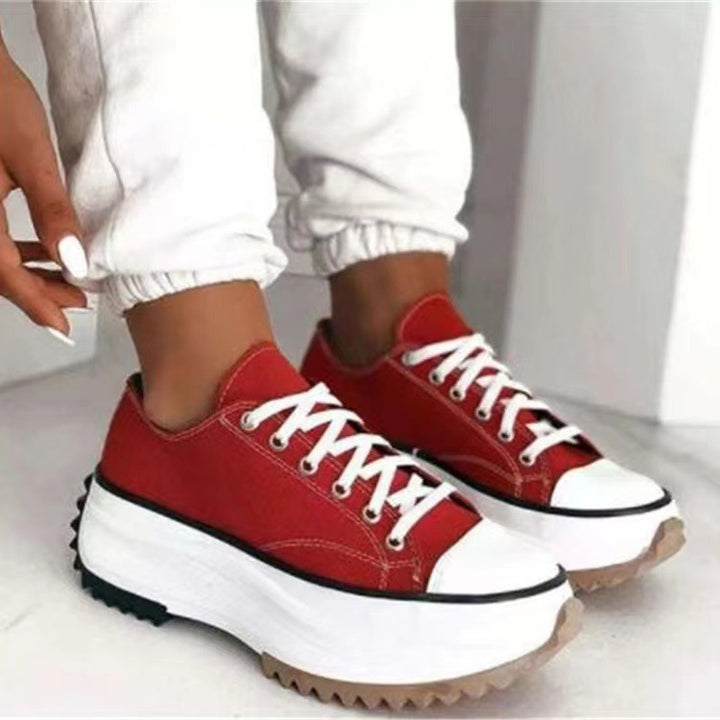 Women nan platform sneaker with serrated profile sole, canvas upper material and reinforced toe cap Mune Fashion