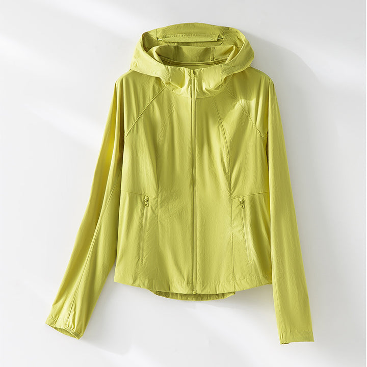 Women's Ultralight Hooded Wind Jacket with Raglan Sleeves and Zipper Pockets Mune Fashion