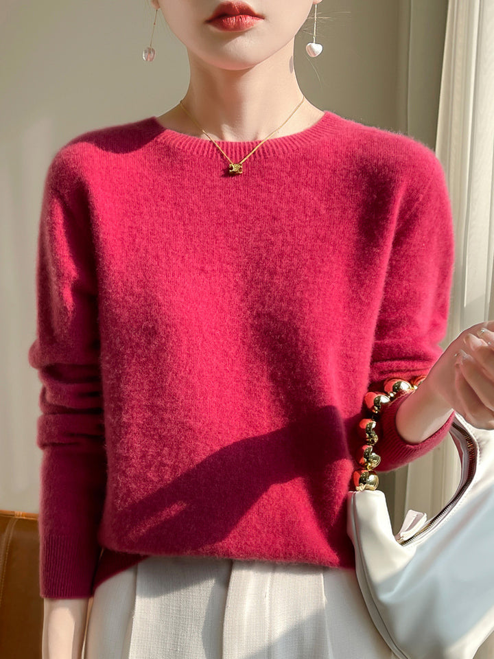 Women's Luxurious Cozy Knit Sweater with Round Neck and Mohair Look Mune Fashion