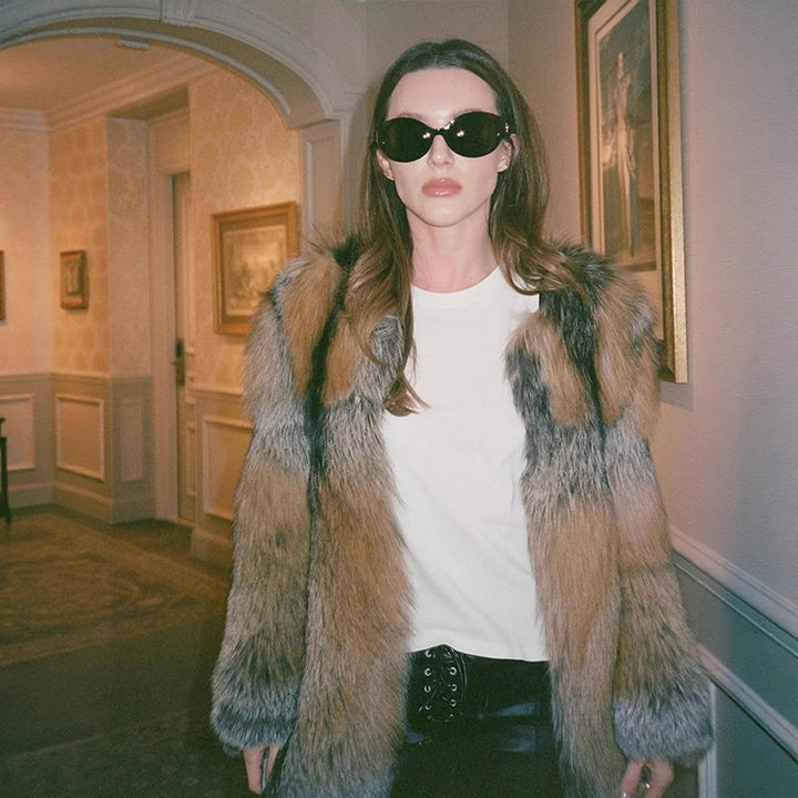 Women short cut oversized faux fur coat with voluminous shawl collar Mune Fashion