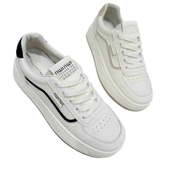 Women's sneakers in trendy high-top design with durable upper material and comfortable cushioning Mune Fashion