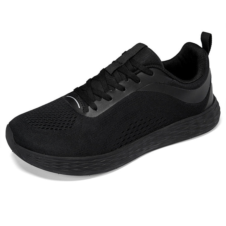 Men's lightweight performance training shoe with seamless mesh upper, reactive foam midsole, and grippy multi-zone outsole Mune Fashion