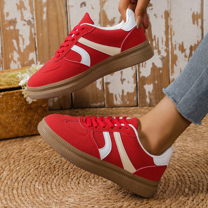 Women's sneaker with stylish upper material and non-slip sole Mune Fashion