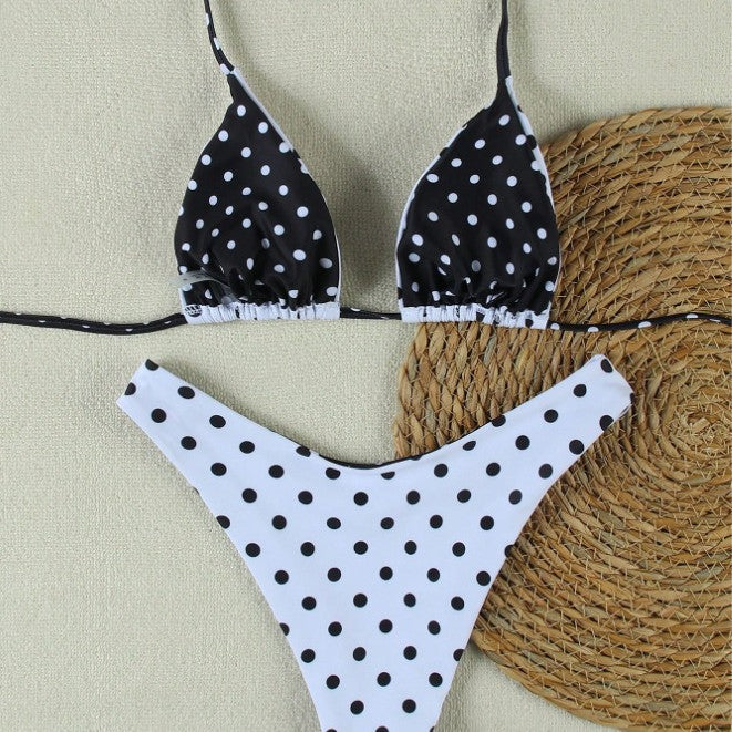 Women's triangle bikini with elegant polka dot pattern Mune Fashion