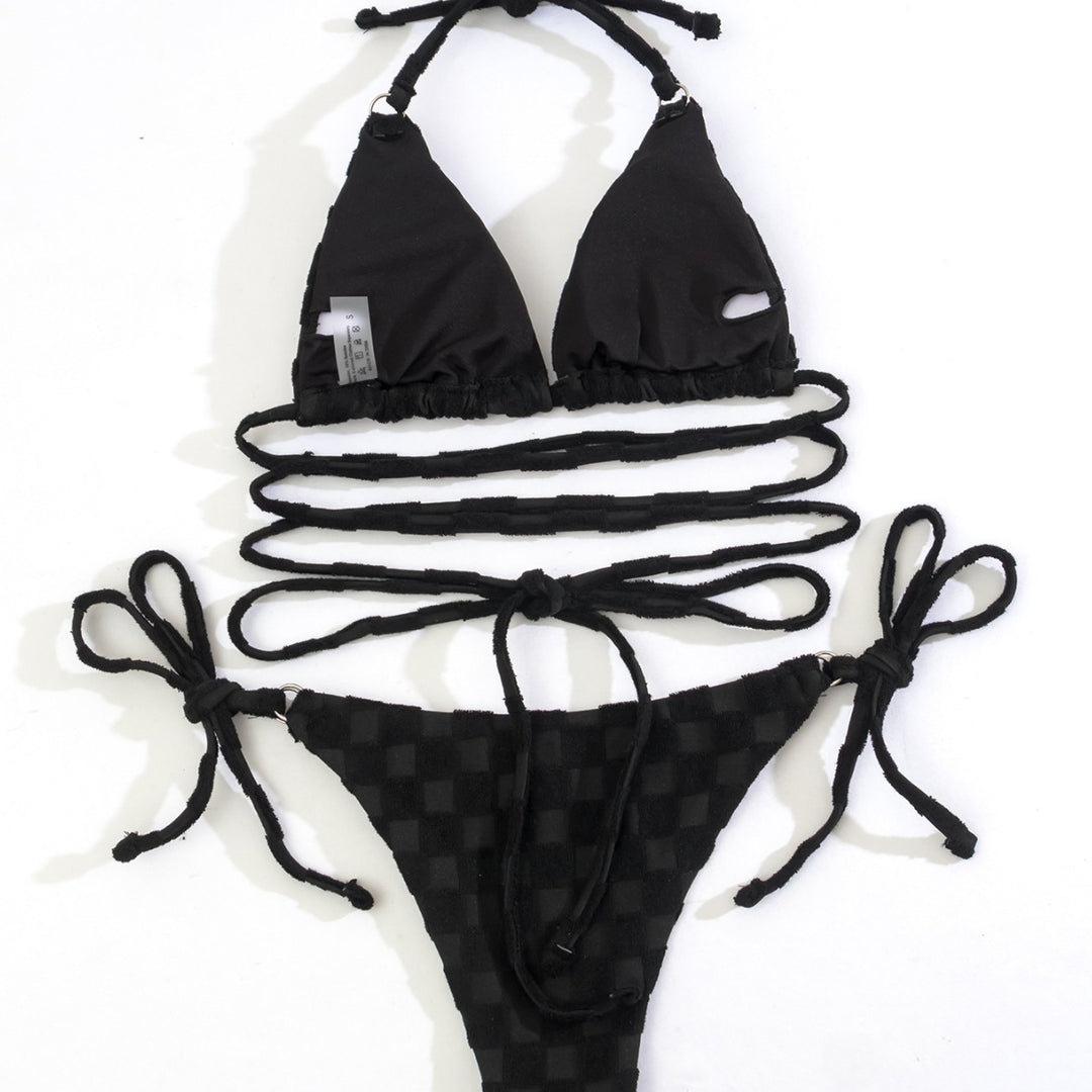 Ladies triangle bikini with refined binding elements Mune Fashion