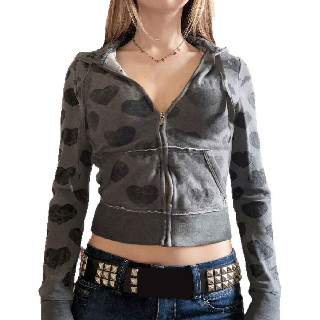 Women's Short Zip Hoodie with Kangaroo Pocket and Allover Heart Pattern Mune Fashion