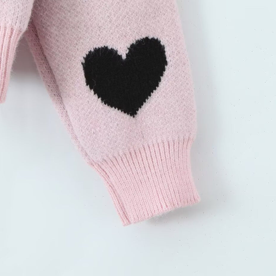 Women's heart intarsia sweater with round neck and relaxed fit Mune Fashion