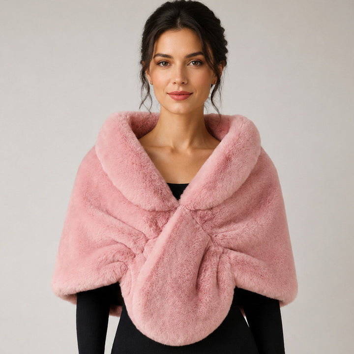 Women Elegant Faux Fur Stole in Capelet Cut Mune Fashion