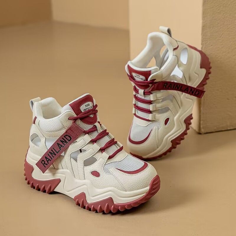 Women's sporty sneakers with ergonomic cushioning and modern profile Mune Fashion