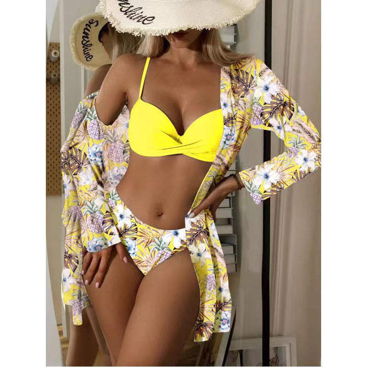 Women’s Bikini Set with Floral Patterns and Elegant Cover-Up Mune Fashion