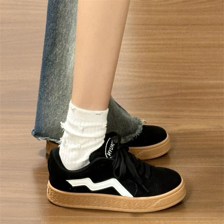 Women sneakers made of high-quality suede with non-slip sole Mune Fashion
