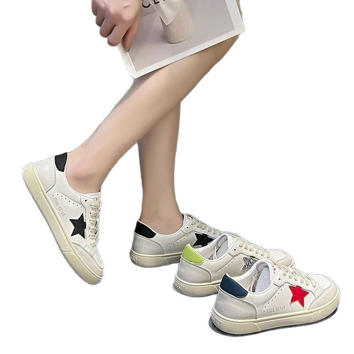 Women's sneakers with sparkling star appliqués and breathable structure Mune Fashion