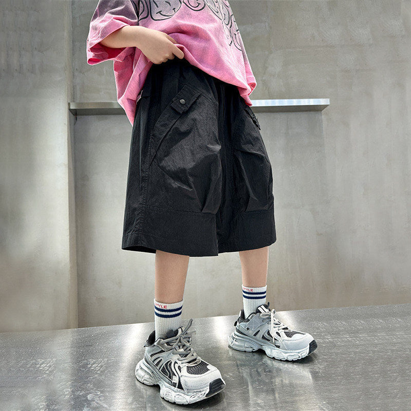 Unisex casual cargo shorts by Mune Fashion