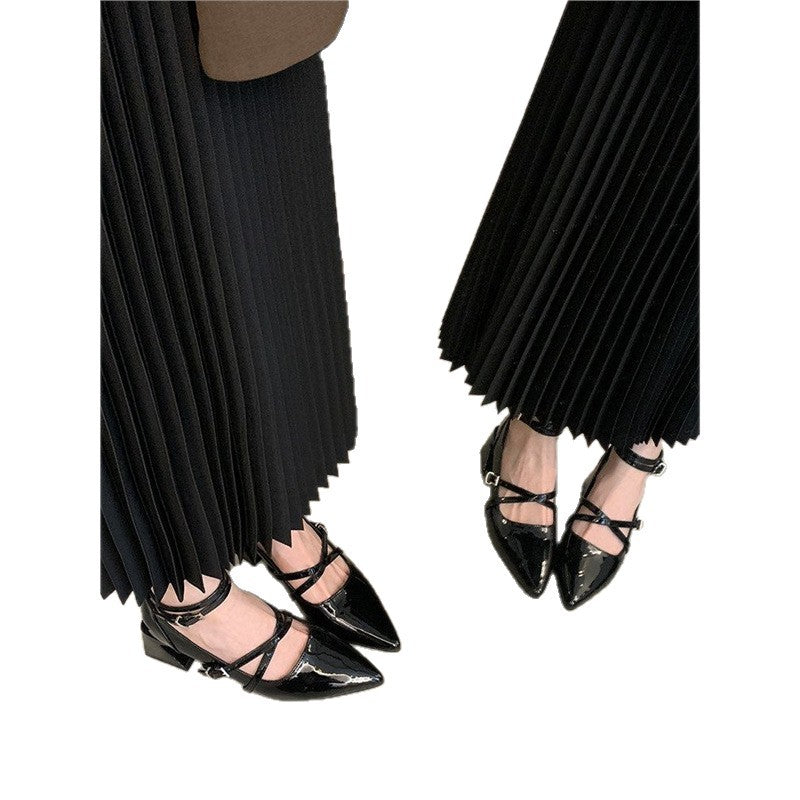 Women's pointed-toe strap mules in Mary Jane style with adjustable ankle strap and sculpted block heel Mune Fashion