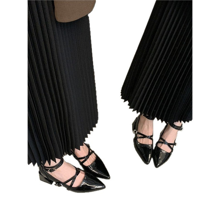 Women's pointed-toe strap mules in Mary Jane style with adjustable ankle strap and sculpted block heel Mune Fashion