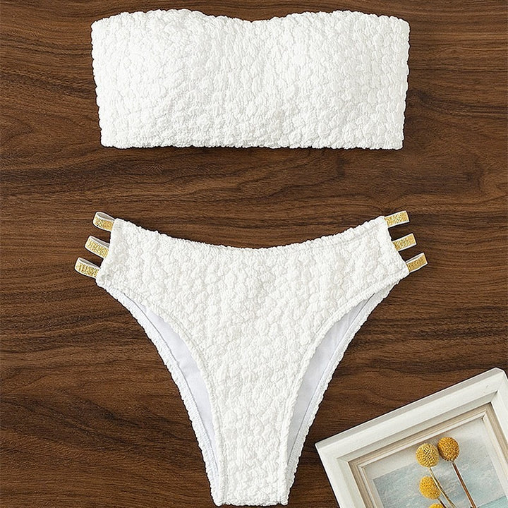 Women's bandeau bikini with structured top and decorative details Mune Fashion