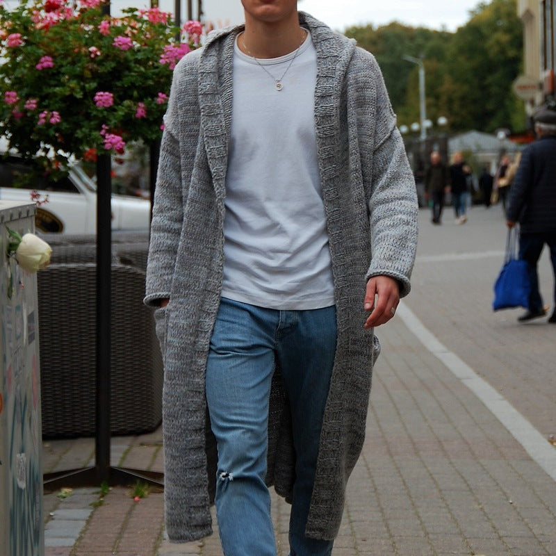 Men's Long Knit Coat with Modern Design and Casual Details Mune