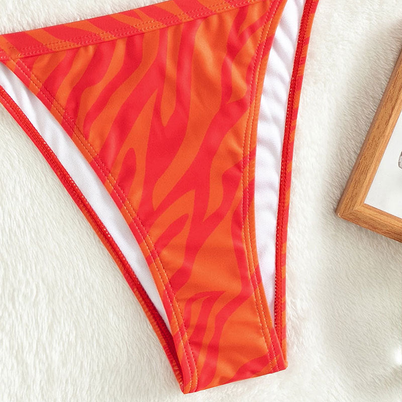 Ladies Bikini Set with adjustable straps and animal print Mune Fashion
