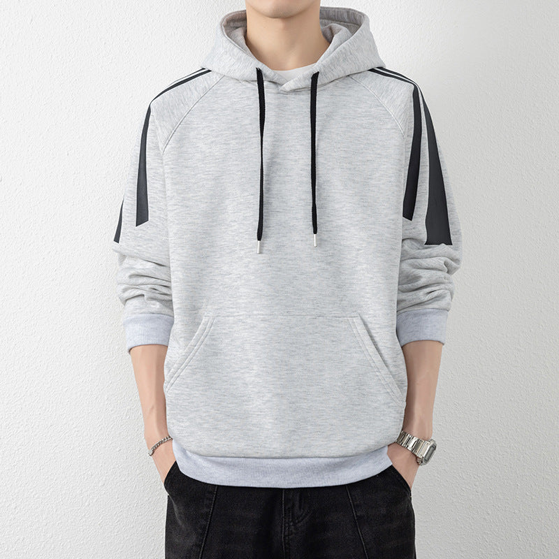 Men's hoodie with raglan sleeves, kangaroo pocket and contrast stripes Mune Fashion
