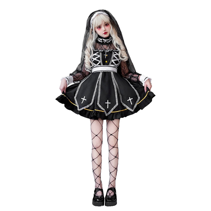 Women's Gothic Bridal Costume with Lace Sleeves and Elaborate Ruffles Mune Fashion