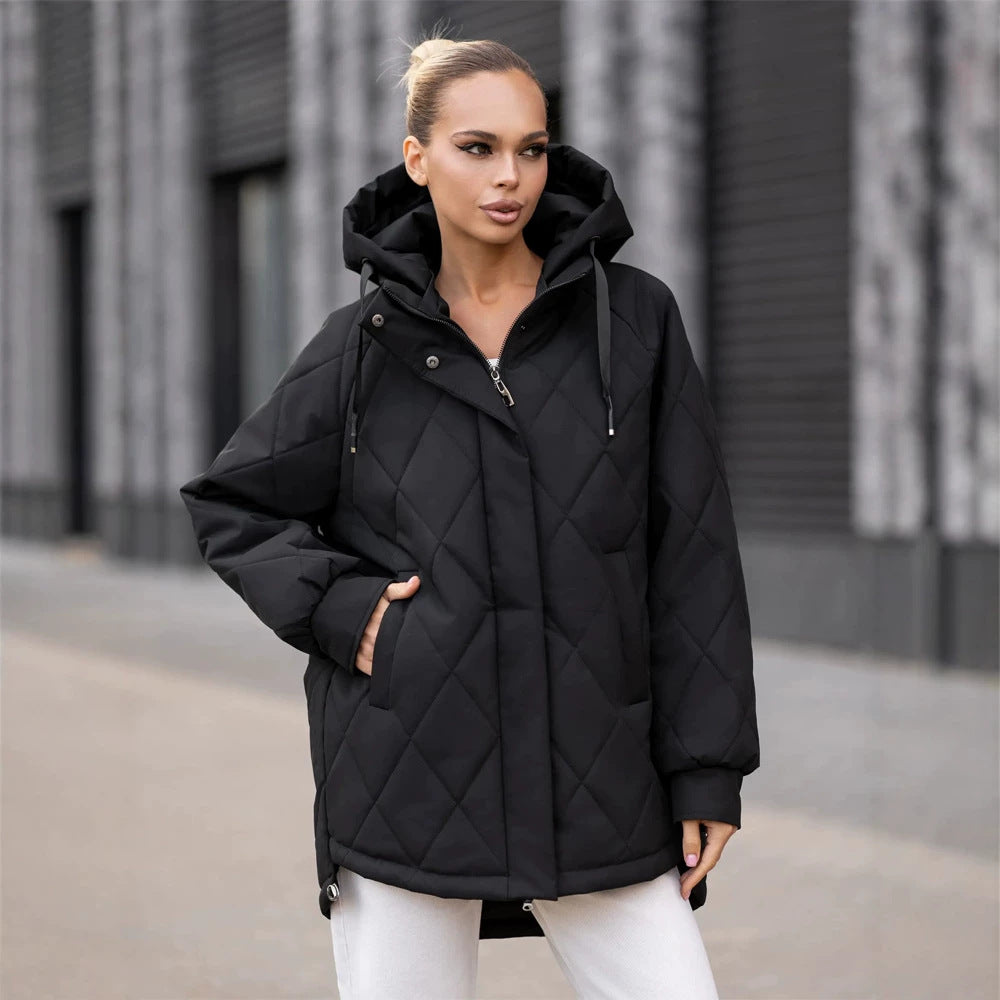 Women's quilted parka in diamond quilting pattern with hood and extended back Mune Fashion