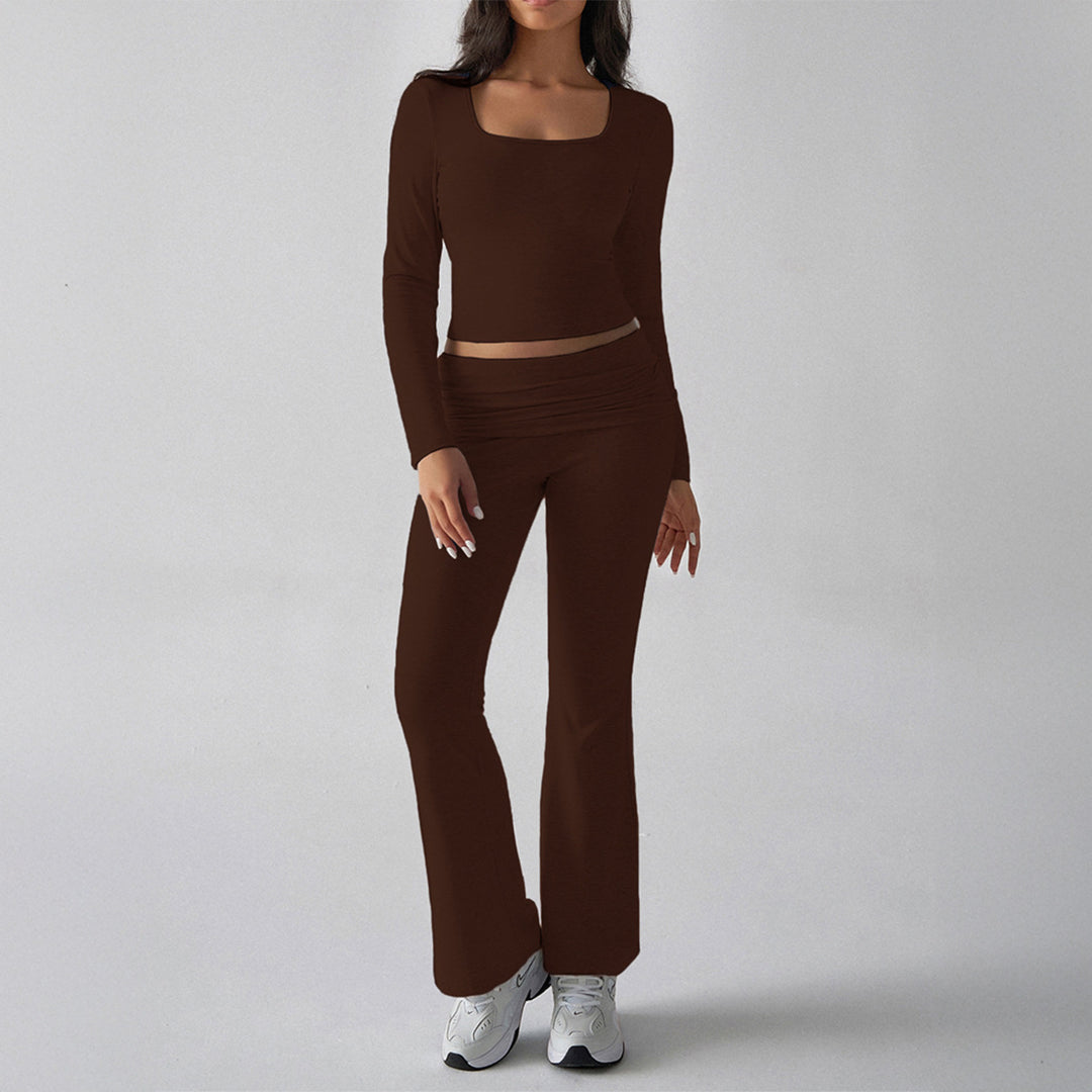 Women's figure-hugging cropped set with long-sleeve top with square neckline and flared high-waist yoga pants Mune Fashion