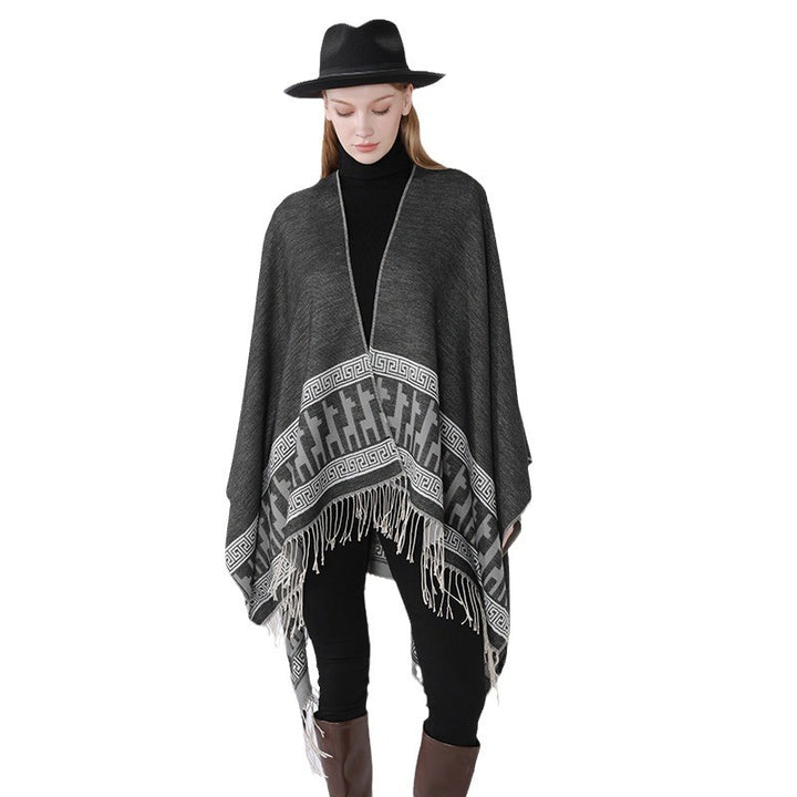 Ladies cape poncho made of fine wool blend with ornamental border edge and pointed hem Mune Fashion