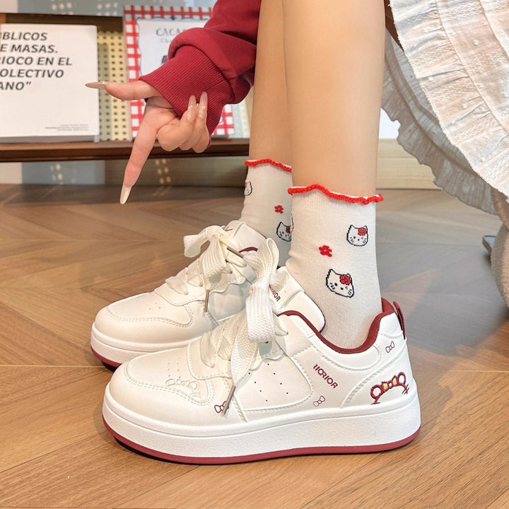 Women's sneakers with cushioned sole and playful design Mune Fashion
