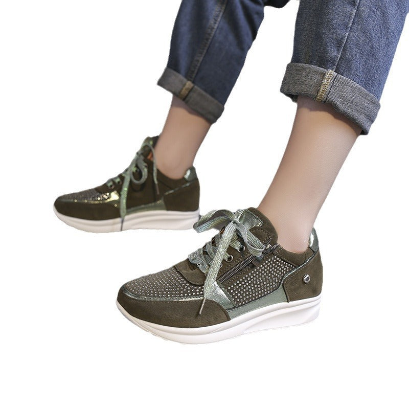 Women’s sneakers with wedge sole, zipper and metallic details Mune Fashion