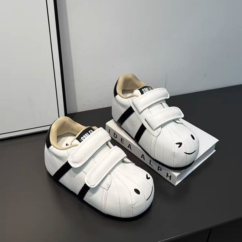Women Comfortable Kids Sneaker with Cute Animal Motif and Practical Velcro Closure Mune Fashion