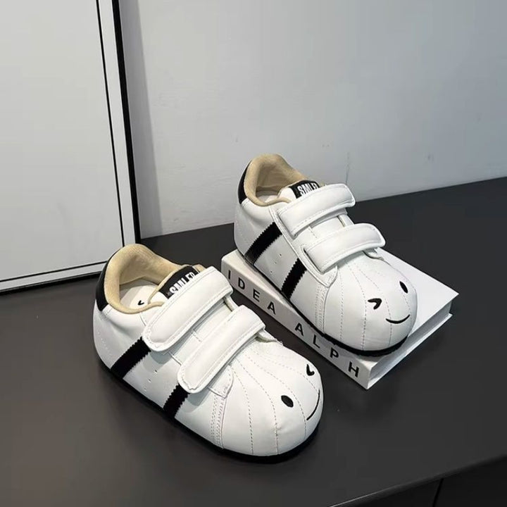 Women Comfortable Kids Sneaker with Cute Animal Motif and Practical Velcro Closure Mune Fashion
