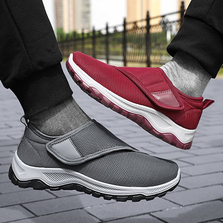Men's breathable slip-on mesh sneakers with Velcro, padded comfort sole and slip-resistant profile sole Mune Fashion