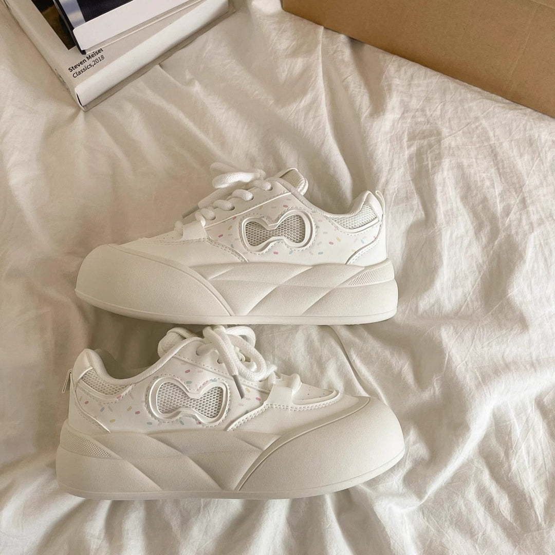 Women Sporty Sneakers with Oversized Sole Profile and Breathable Inserts Mune Fashion