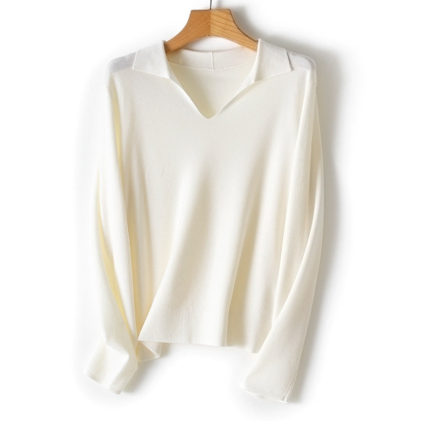 Women's fine lightweight V-neck sweater with open shirt collar and relaxed silhouette Mune Fashion