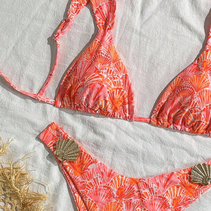 Women Triangle Bikini with Stylish Shell Design Mune Fashion