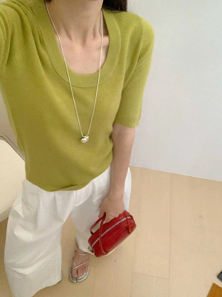 Ladies Fine Fine Knit Shirt with Deep Round Neck and Three-Quarter Sleeves Mune Fashion