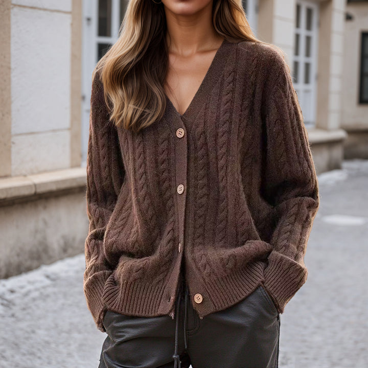 Ladies' cable knit cardigan with V-neck, oversized fit and button placket Mune Fashion