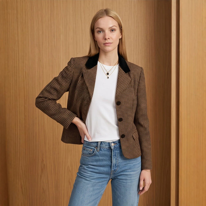 Women Tailored Houndstooth Blazer with Velvet Collar and Two-Button Placket Mune Fashion