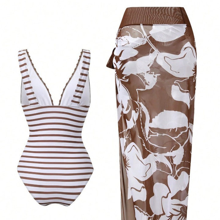 Women's Stylish Swimsuit with Adjustable Straps and Matching Pareo Mune Fashion