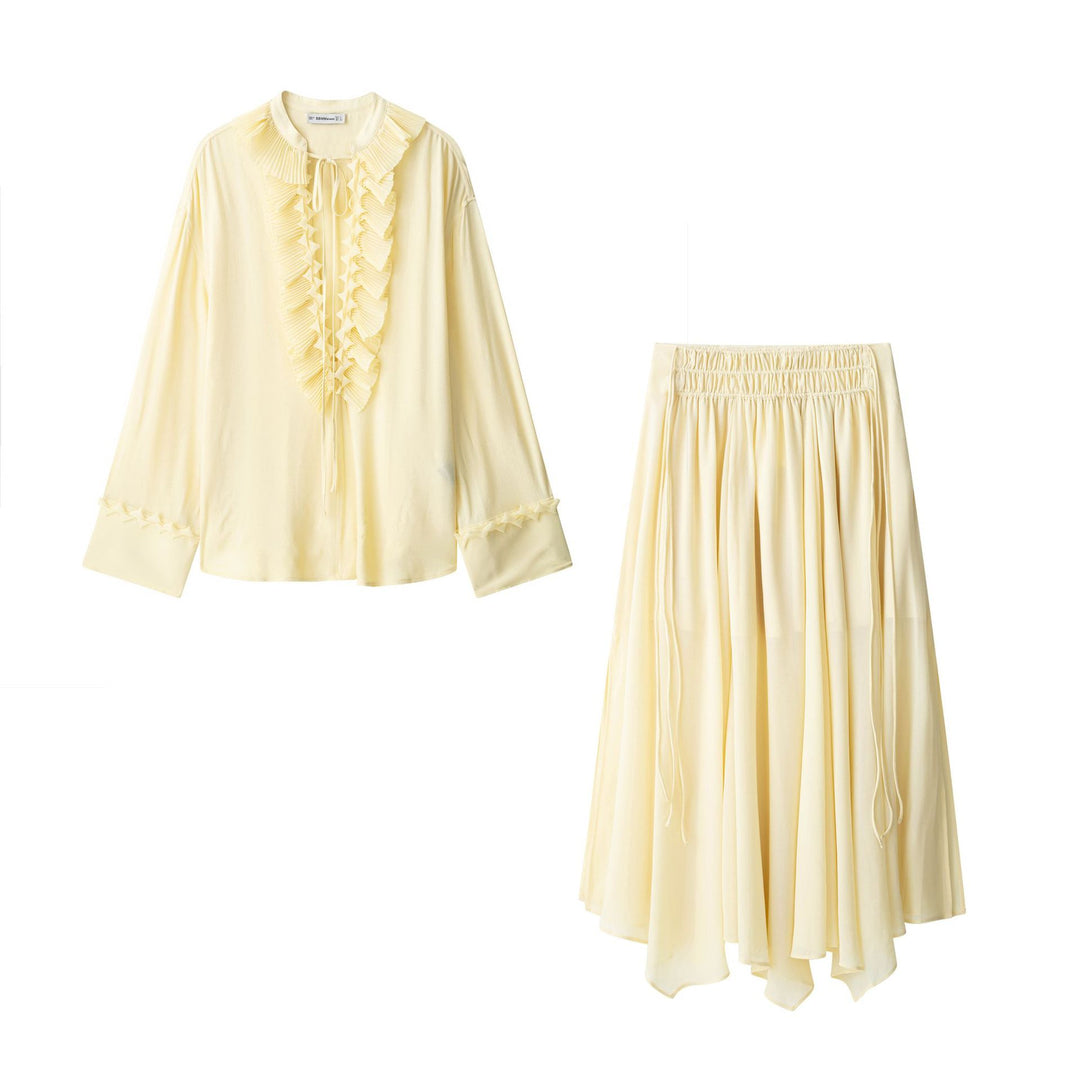 Ladies 30+ romantic blouse with pleated ruffle, tie band and wide sleeves Mune Fashion